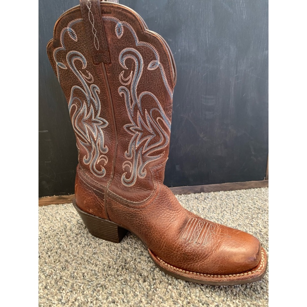 Ariat leather embroidered boots